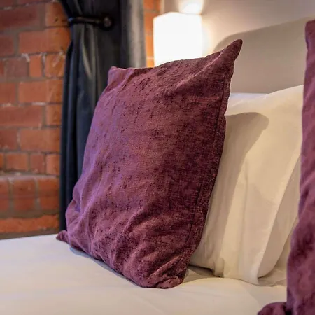 The Chocolets - The Refinery Apartamento