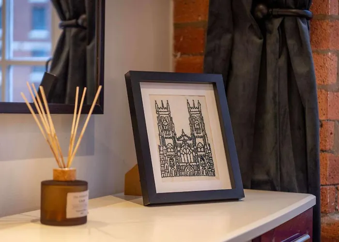 The Chocolets - The Refinery