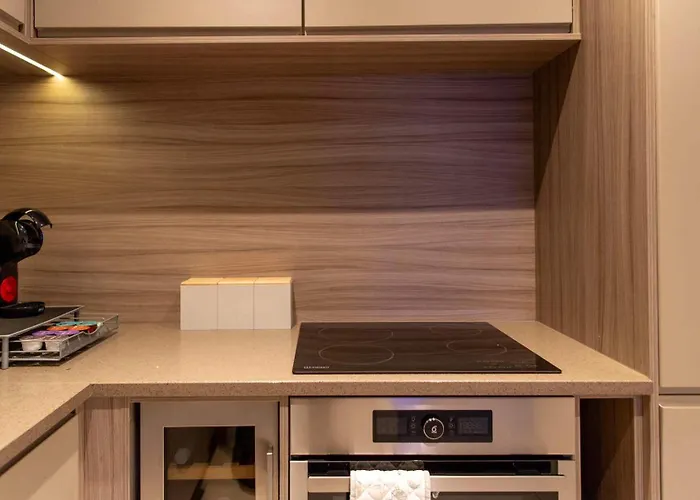 The Chocolets - The Refinery Lejlighed York