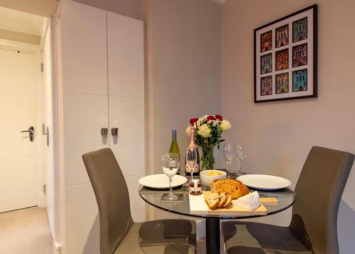 The Chocolets - The Refinery Lägenhet