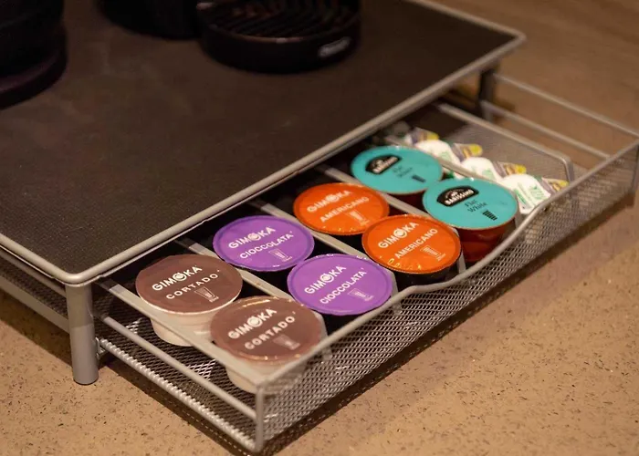 The Chocolets - The Refinery * York